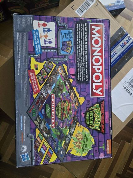 Настольная игра Monopoly. Teenage Mutant Ninja Turtles. Mutant Mayhem (Монополия. Ниндзя Черепашки) (английский) УЦЕНКА! | Зображення 9