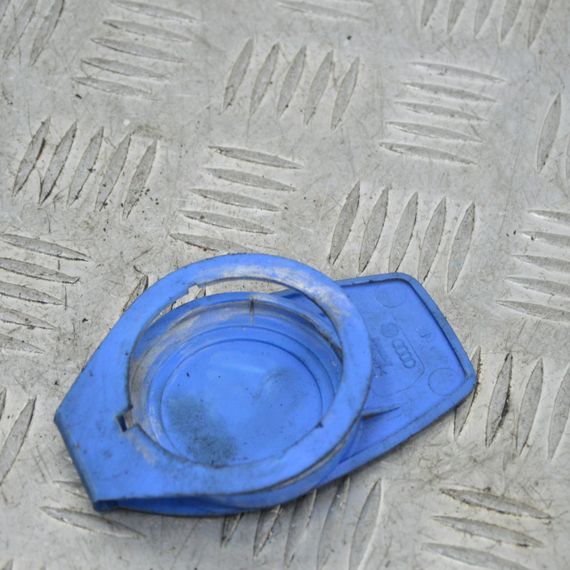 Кришка бачка омивача Volkswagen Golf Passat Transporter Кришка бачка омивача Фольксваген 8D0955455 | Зображення 1