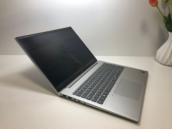 Ультрабук HP EliteBook 660 G11 / 16" (1920x1200) IPS / Intel Core Ultra 5 125U (12 (14) ядер по 1.3 - 4.3 GHz) / 16 GB DDR5 / 512 GB SSD / Intel Graphics / WebCam б/в | Зображення 1