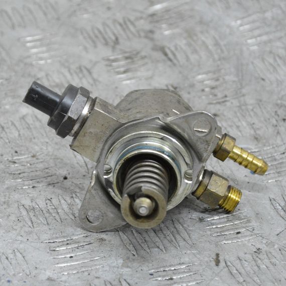 ТНВД 1.2 / 1.4 TSI Seat Ibiza Leon Altea 2007-2015 Топливный насос высокого давления Сеат 03C127026D