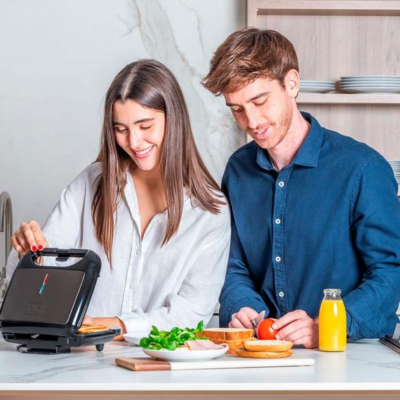 Бутербродниця BLACK+DECKER BXSA753E | Зображення 8