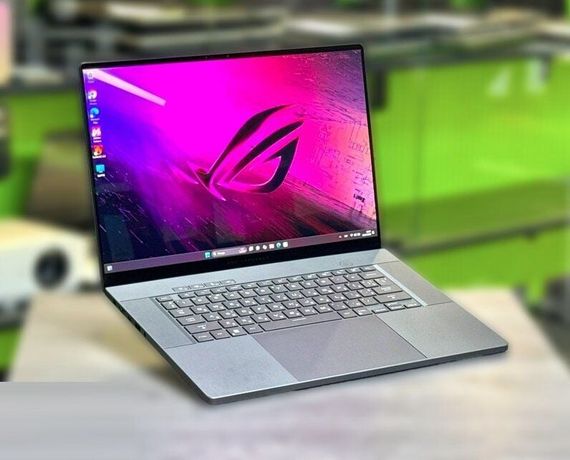 Игровой ноутбук Asus ROG Zephyrus G16 GU605M / 16" (2560x1600) OLED / Intel Core Ultra 9 185H (16 (22) ядер по 2.3 - 5.1 GHz) / 16 GB DDR5 / 2000 GB SSD M.2 / nVidia GeForce RTX 4070, 8 GB GDDR6, 128-bit / WebCam / Win 11 Home б/у | Зображення 2