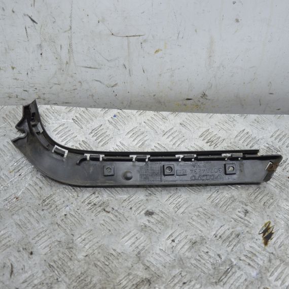 Кріплення заднього бампера праве Volvo V50 2004-2012 Кронштейн бампера задній правий Вольво в50 30764234 | Зображення 1