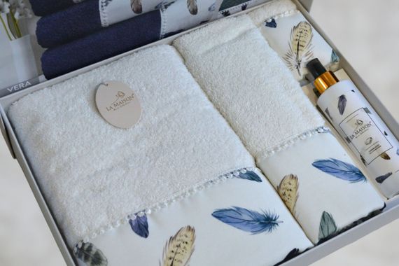 Подарочный набор полотенец La Maison, 3 шт. с ароматом Vera Ekru | Зображення 2