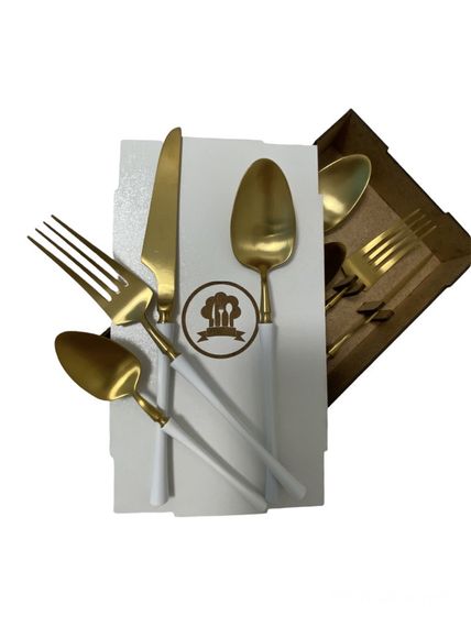 Набір столових приборів White Few (на 4 персони)