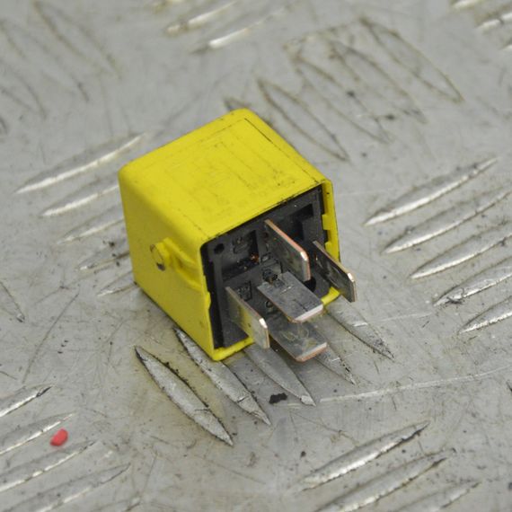 Реле компресора пневмопідвіски Mercedes-Benz W210 1995-2002 Реле Мерседес В210 A0025421419 | Зображення 1