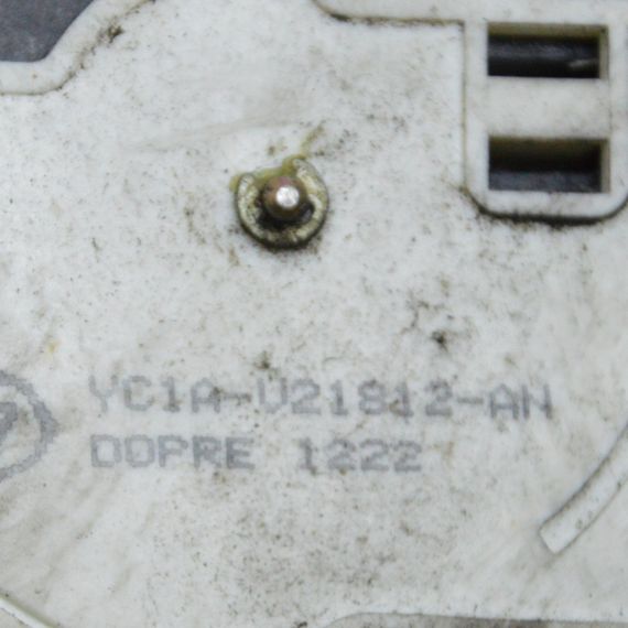 Замок передніх правих дверей Ford Transit 2000-2006 Замок дверей передній правий Форд Транзит YC1AV21812AN | Зображення 3