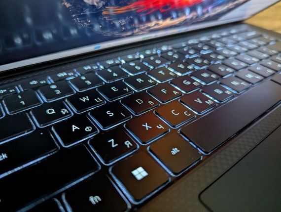 Ігровий ноутбук Б-клас Dell XPS 15 9510 / 15.6" (1920x1080) IPS / Intel Core i7-11800H (8 (16) ядер по 2.3 - 4.6 GHz) / 16 GB DDR4 / 512 GB SSD / nVidia GeForce RTX 3050, 4 GB GDDR6, 128-bit / WebCam / Windows 11 б/в + Подарунок Миша / USB | Зображення 5