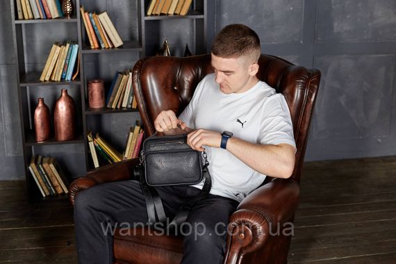Мужская вертикальная мужская кожаная сумка барсетка через плечо с ремнем на карабинах Tiding Bag Мессенджер | Зображення 2