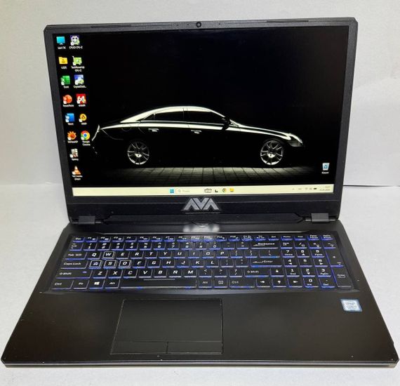 Игровой ноутбук Б-класс Clevo Lambda P960RF / 15.6" (1920x1080) IPS / Intel Core i7-9750H (6 (12) ядер по 2.6 - 4.5 GHz) / 32 GB DDR4 / 512 GB SSD / nVidia GeForce RTX 2070 Max-Q, 8 GB GDDR6, 256-bit / NoWebCam б/у | Зображення 1