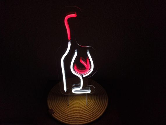 Неоновий світильник Пляшка вино бокал 300х130 acr-n000002