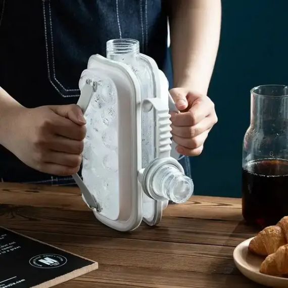 Портативна силіконова форма для льоду пляшка 2 в 1 ICE CUBE TRAY складана на 17 кульок | Зображення 1