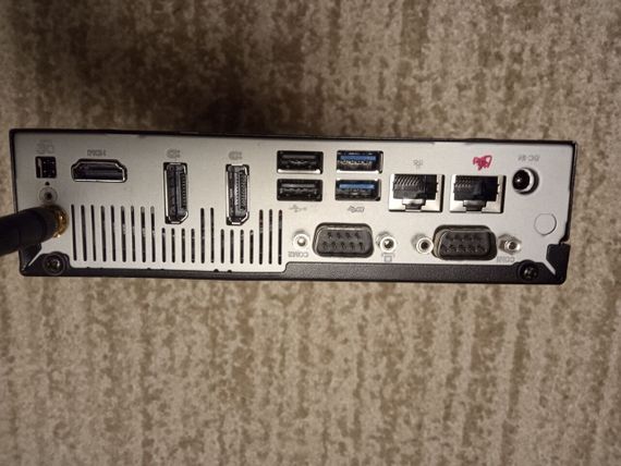 Неттоп Б-клас Terra 1009419 USFF / Intel Core i5-4590S (4 ядра по 3.0 -3.7 GHz) / 6 GB DDR3 / 240 GB SSD / Intel HD Graphics 4600 / Wi-Fi б/в | Зображення 3