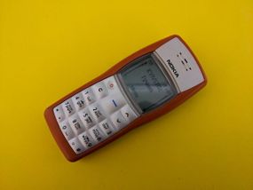 Мобильний телефон Nokia 1100 бу