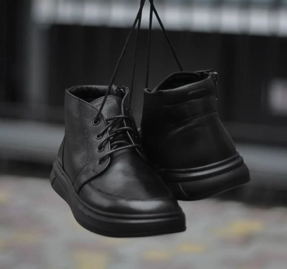 Шкіряні черевики Kadar з прошитою підошвою 43 розмір | Зображення 1