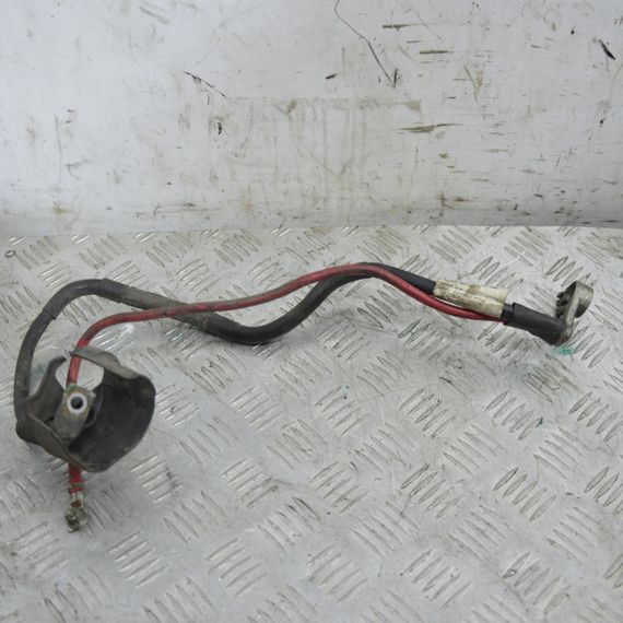 Клема акумулятора плюс Volkswagen Passat B6 2005-2010 Клема плюсова Фольксваген Пассат б6 1K0971228M