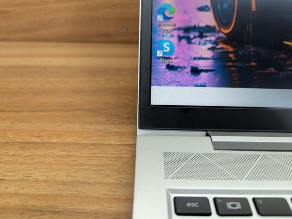 Ультрабук Б-класс HP EliteBook 850 G8 / 15.6" (1920x1080) IPS / Intel Core i7-1185G7 (4 (8) ядра по 3.0 - 4.8 GHz) / 16 GB DDR4 / 512 GB SSD / Intel Iris Xe Graphics / WebCam / TouchID / Windows 11 б/у | Зображення 2