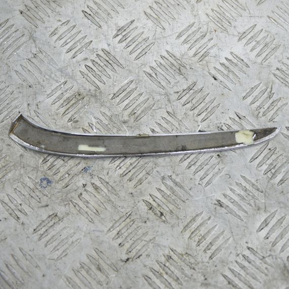 Накладка кутового скла задня права Ford Fiesta VII 2012-2017 Накладка задньої правої квартирки Форд 447272 | Зображення 3