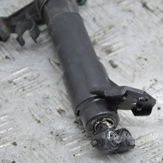 Форсунка омивача фари ліва/права Volkswagen Golf V 2003-2009 Форсунка омивача фар Фольксваген 1K6955978A | Зображення 1