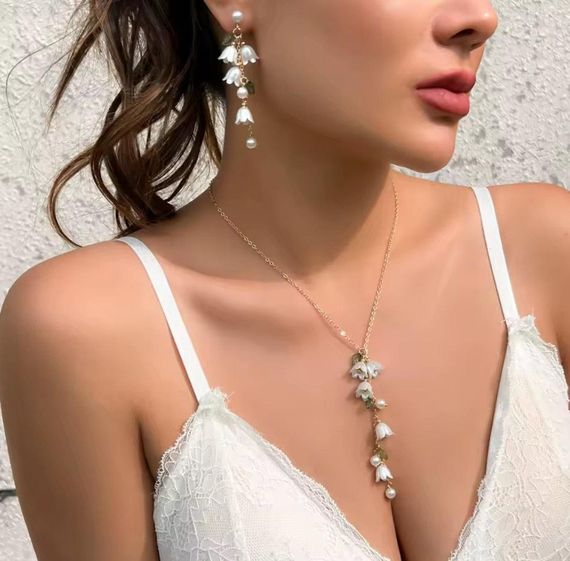 Колье с подвеской в форме цветов и жемчуга Primo Lily – Gold | Зображення 1