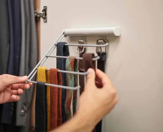 Вешалка универсальная для галстуков и ремней HOOK AND 1-32