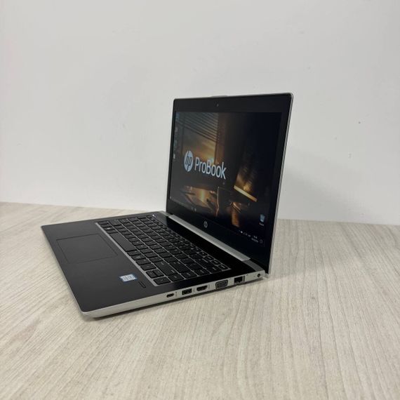 Ультрабук Б-класс HP ProBook 440 G5 / 14" (1920x1080) IPS / Intel Core i5-8250U (4 (8) ядра по 1.6 - 3.4 GHz) / 8 GB DDR4 / 256 GB SSD / Intel HD Graphics 620 / WebCam / HDMI б/у | Зображення 5