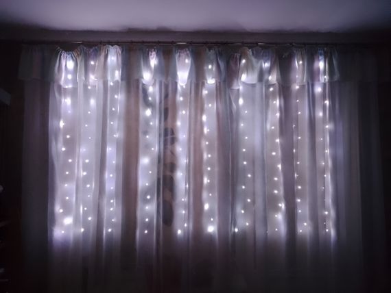 Гірлянда штора 2x1.5 метри, 150LED, "світлодіодні краплі" від USB, холодний білий колір, 8 режимів + пульт | Зображення 2