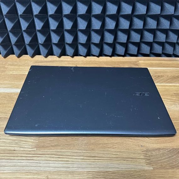 Ноутбук Б-клас Acer Aspire E5-575 / 15.6" (1920x1080) TN / Intel Core i5-7200U (2 (4) ядра по 2.5 - 3.1 GHz) / 8 GB DDR4 / 128 GB SSD / Intel HD Graphics 620 / WebCam б/в | Зображення 6