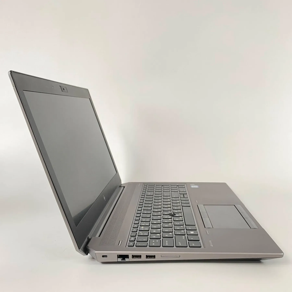 Мобільна робоча станція Б-клас HP zBook 15 G5 / 15.6" (1920x1080) IPS / Intel Xeon E-2176M (6 (12) ядер по 2.7 - 4.4 GHz) / 16 GB DDR4 / 512 GB SSD / nVidia Quadro P2000, 4 GB GDDR5, 128-bit / WebCam / TouchID б/в + Подарунок Бездротова миша / USB | Зображення 3