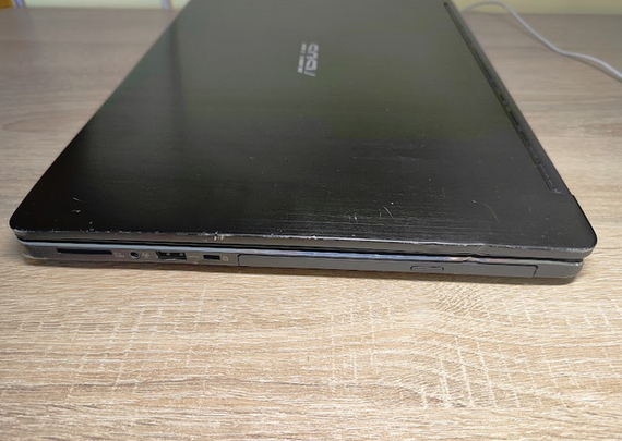 Ноутбук Asus Q551L 15.6 Full HD + Core i7 5500U + Nvidia + SSD 240 | Зображення 5