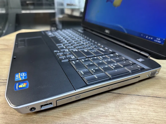 Ноутбук Dell Latitude 5530 15.6" HD intel core i5 3210M 4Gb SSD 128Gb  Б/У | Зображення 3