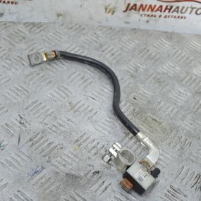 Клема акумулятора мінусова BMW 3 E90 E91 E92 E93 2005-2013 Клема акб мінус БМВ е90 е91 е92 е93 61217616200