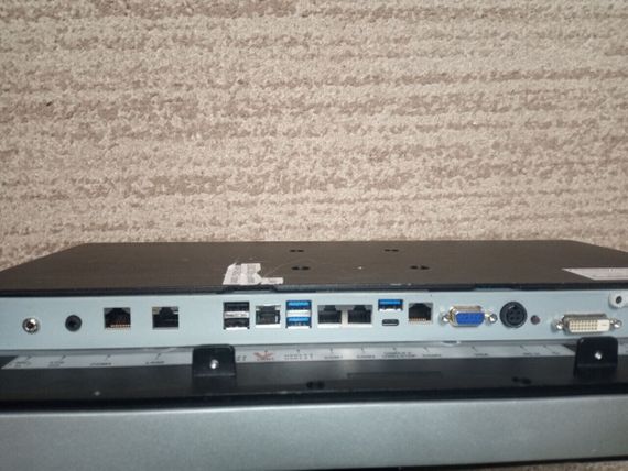 Моноблок Б-класс Bressner D85S / 19" (1920x1080) IPS Touch / Intel Core i5-7500T (4 ядра по 2.7 - 3.3 GHz) / 8 GB DDR4 / 240 GB SSD / Intel HD Graphics 630 / WebCam б/у | Зображення 3