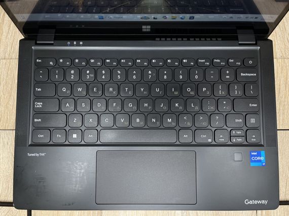 Ультрабук Gateway GWTC71427-BK / 14.1" (1920x1080) IPS Touch / Intel Core i7-1255U (10 (12) ядер по 2.8 - 4.7 GHz) / 8 GB DDR4 / 512 GB SSD M.2 / Intel UHD Graphics / WebCam б/у | Зображення 3