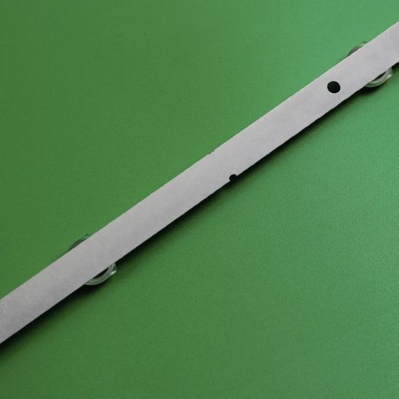 LED підсвітка TV 40"  Philco: PTV40E21SNS, PTV40E20SNBL, PTV40E21DSGW Skyworth: 40E2, 40E2A, 40E1C, 40E3 3шт. | Зображення 3