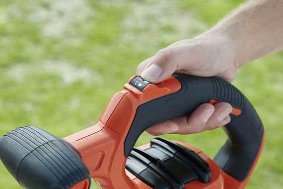 Садовый пылесос электрический BLACK+DECKER BEBLV300 | Зображення 6