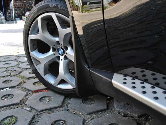 Бризковики з порогами (4 шт) для BMW X5 E-70 2007-2013рр | Зображення 1