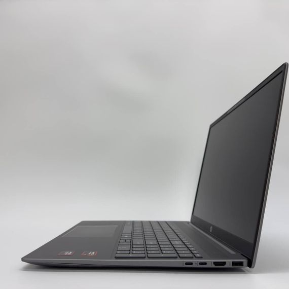 Ноутбук HP Pavilion 16 / 16" (1920x1080) IPS / AMD Ryzen 7 8840U (8 (16) ядра по 3.3 - 5.1 GHz) / 8 GB DDR4 / 512 GB SSD / AMD Radeon 780M / WebCam б/в | Зображення 4