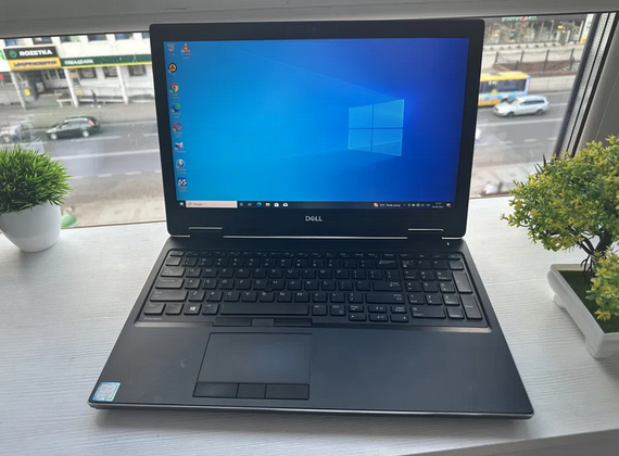 Игровой Dell 7530 15.6" 4k IPS Sharp 32/1000 SSD i7 8Gen + Nvidia 4gb Б/У