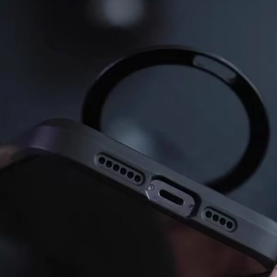 TPU+PC чохол Metal Buttons with MagSafe Carbon Ring для Apple iPhone 16 Pro Max (6.9") Чорний | Зображення 5