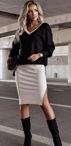 Женский теплый костюм пуловер и юбка GF07938 цвет черный + бежевый, размер 50/52