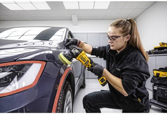 Полировальная машина аккумуляторная бесщёточная 125мм DeWALT DCM848N | Зображення 4