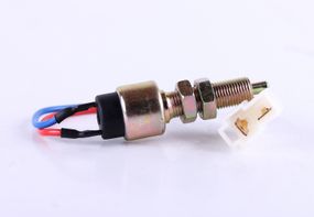 Вмикач сигналу гальмування минитрактор Xingtai 120