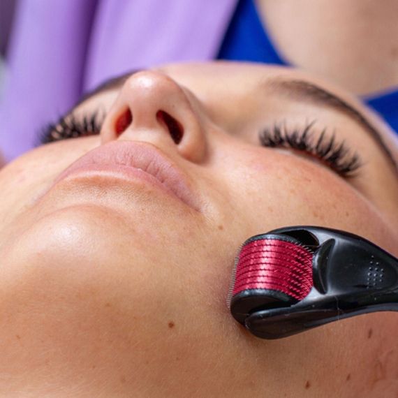 Мезороллер для кожи лица на 540 иголок, DERMA ROLLER / Массажер омолаживающий для лица | Зображення 1