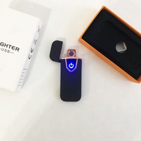 Ветрозащитная зажигалка USB-711, Юсби зажигалка мужская, Зажигалка ZT-153 на зарядке