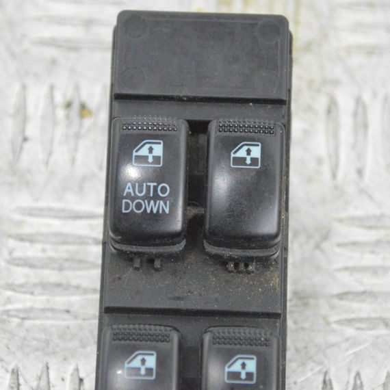 Блок керування склопідйомниками Hyundai Terracan 2001-2007 Панель кнопок склопідйомника Х'юндай 621W04290 | Зображення 1