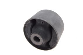 Сайлентблок важеля заднього спереду Mitsubishi Colt Carisma Lancer 92-06 повздовжнього  ADC48013