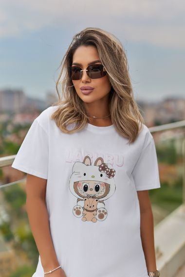 Жіноча класична футболка Labubu пряма вільна колір білий, розмір 54/56, GF05259 | Зображення 1