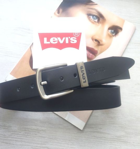 Чоловічий шкіряний ремінь black Levis