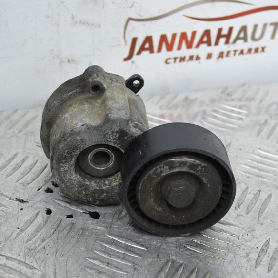 Натягувач ременя 1.9 CDTI Opel Astra Signum Vectra Zafira Механізм натягування ременя Опель Астра Вектра 05061000